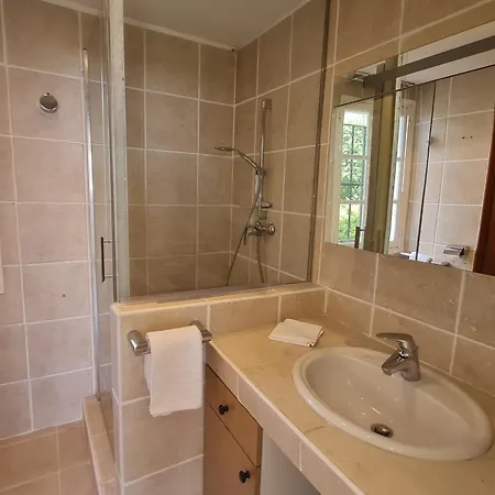 5 Pieces Avec Piscine Et Vue A - Fr-1-780-79 Дом отдыха